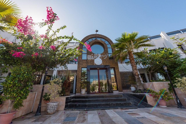 نمای ظاهری هتل جام جم 