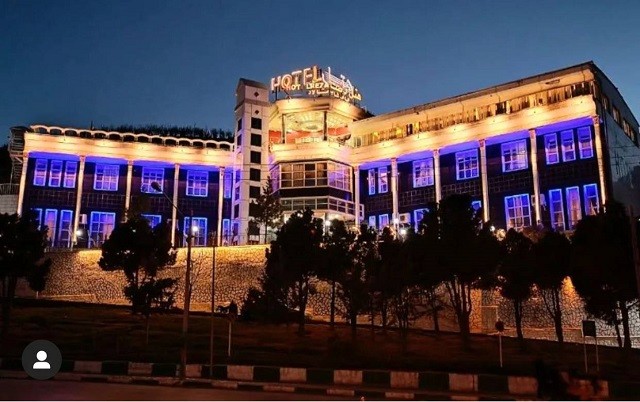 نمای ظاهری هتل رضا 