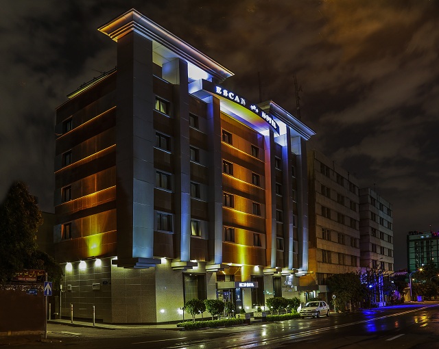 نمای ظاهری هتل اسکان 