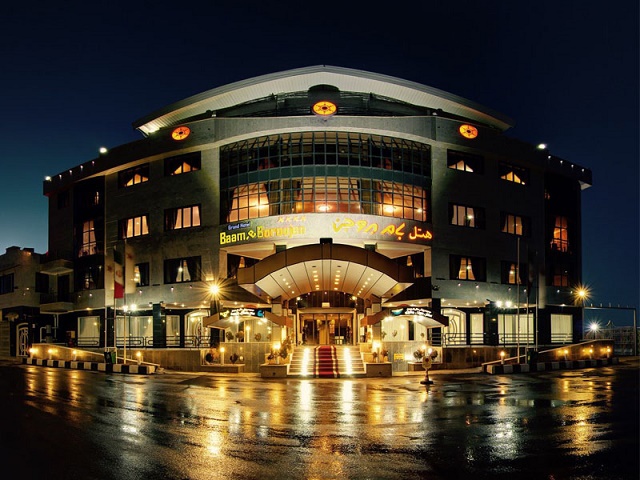 نمای ظاهری هتل بزرگ بام 