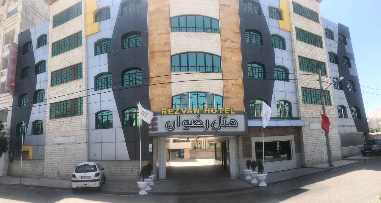 نمای ظاهری هتل رضوان خلیج فارس 