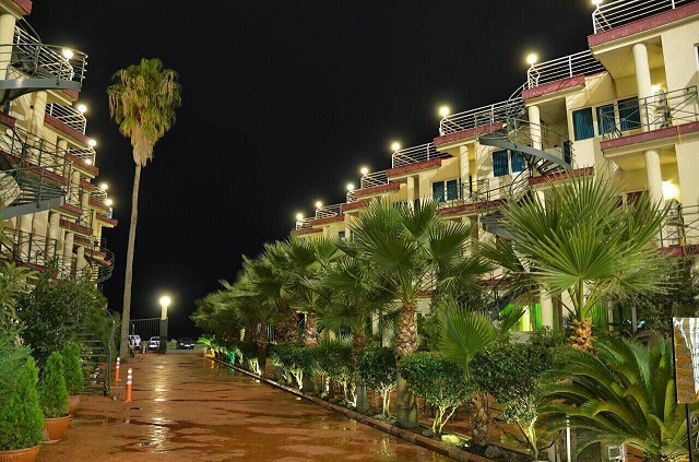 نمای ظاهری آپارتمان کیش مهر 