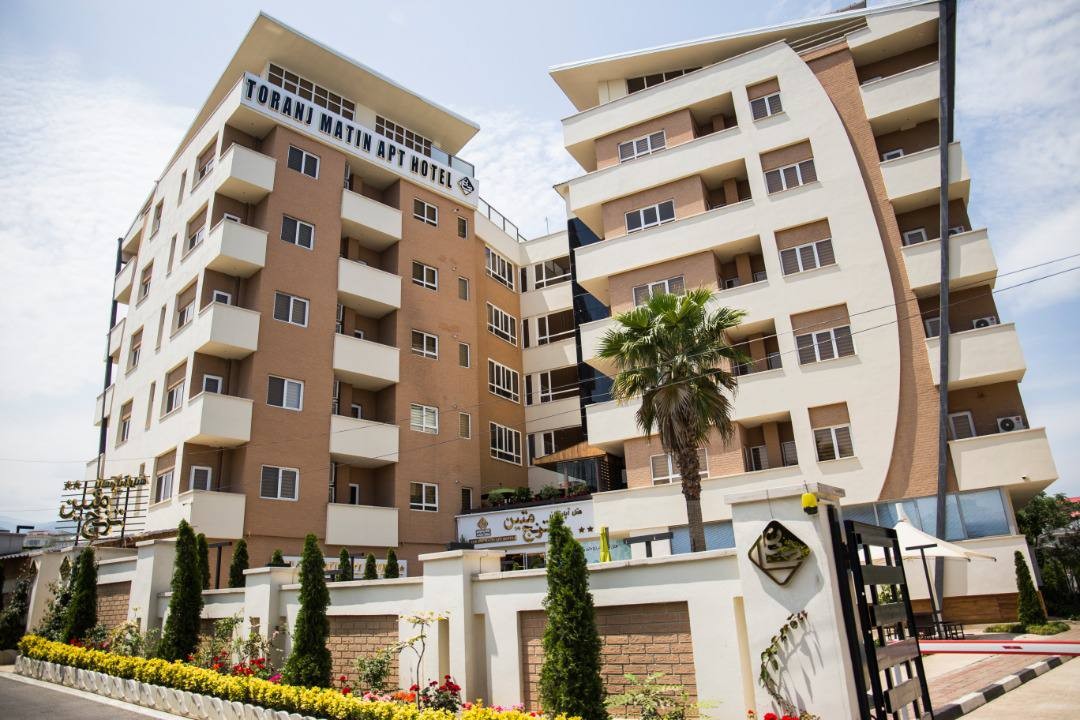 نمای ظاهری آپارتمان ترنج متین 