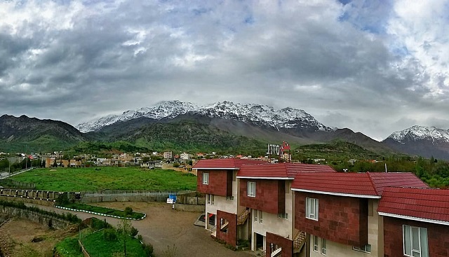 نمای ظاهری هتل سیمرغ دنا 