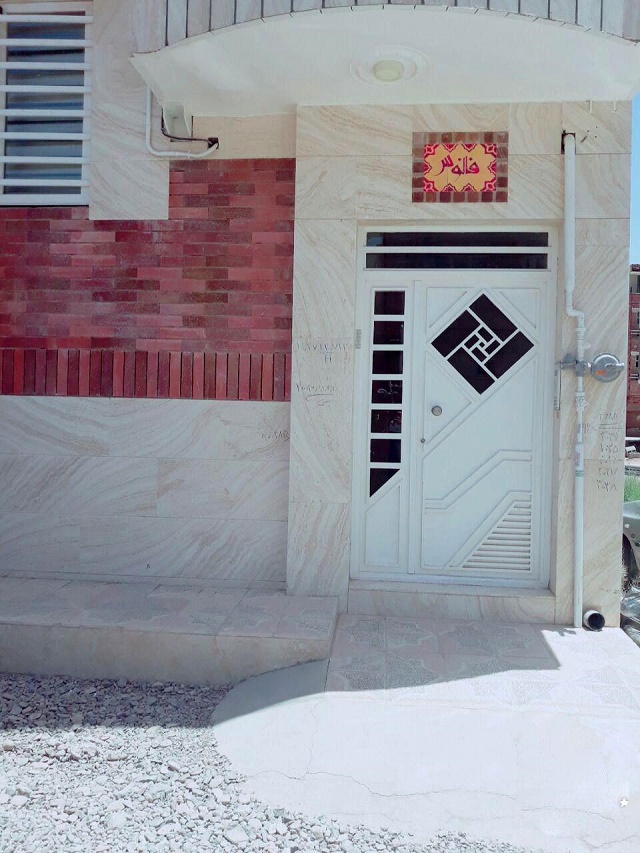 نمای ظاهری خانه مسافر فانوس 