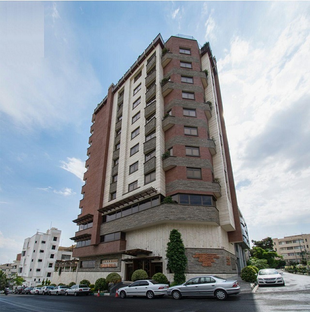 نمای ظاهری هتل اسکان الوند 