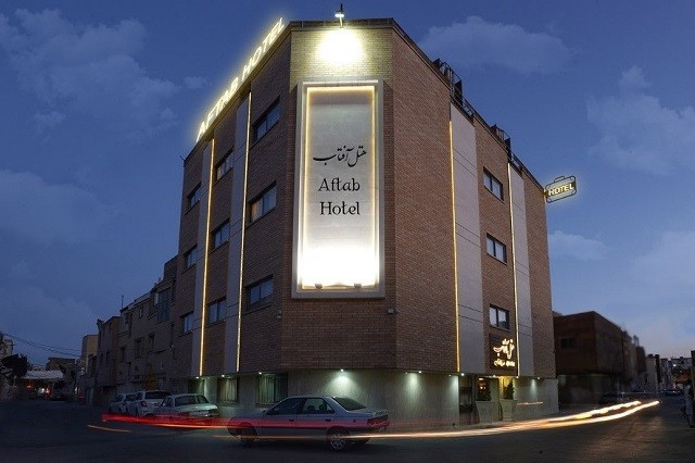 نمای ظاهری هتل آفتاب 