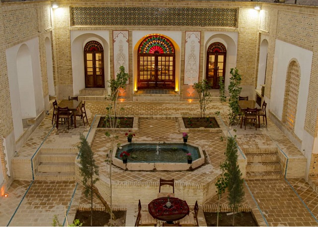 نمای ظاهری TraditionalHouse کلیاس 