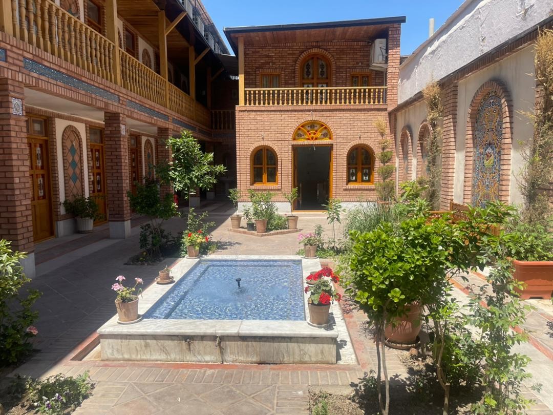 View of Takht Jamshid 3 Hotel 