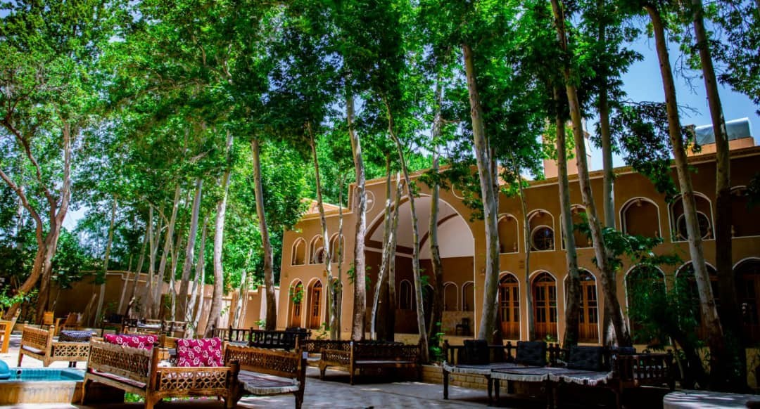 نمای ظاهری TraditionalHouse باغ خوشنویس 