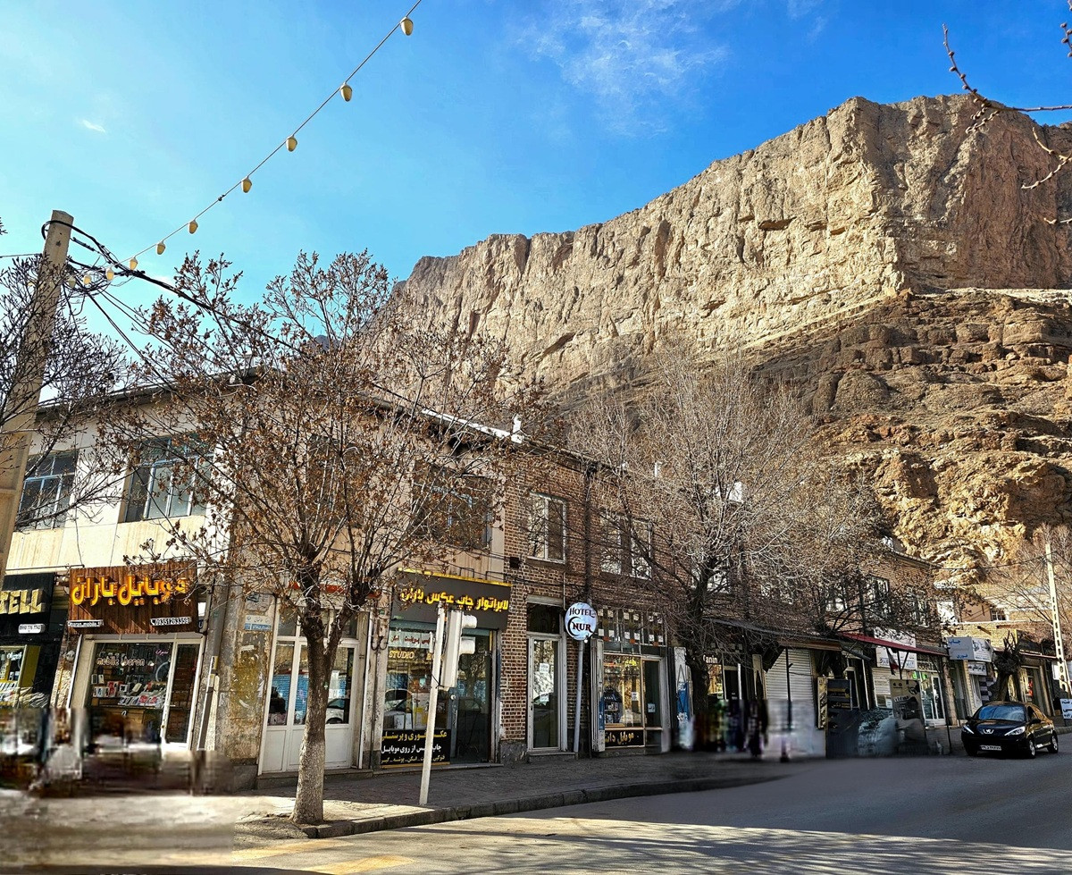 View of Aynoor Hotel 