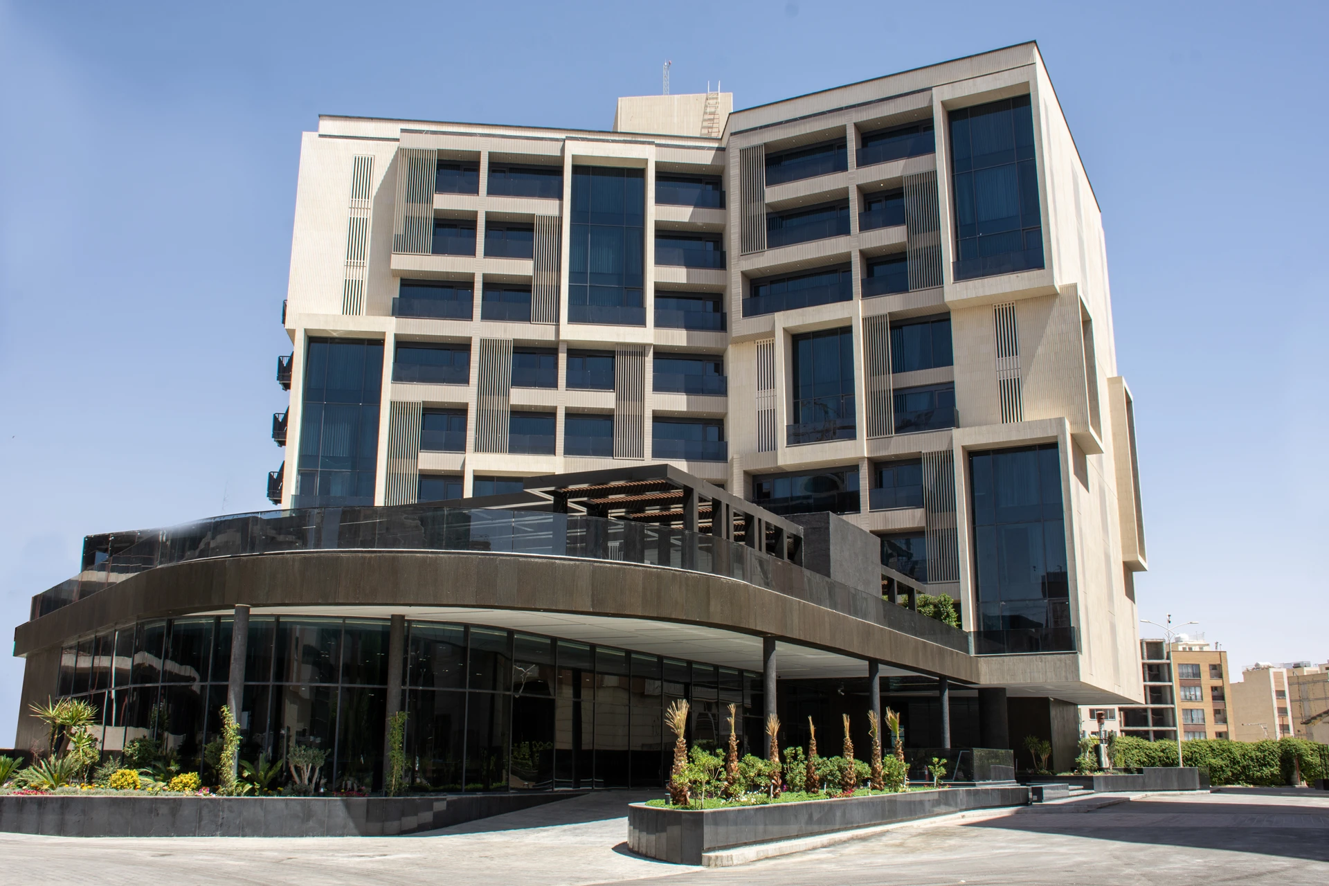 نمای ظاهری   هتل سیزنز 