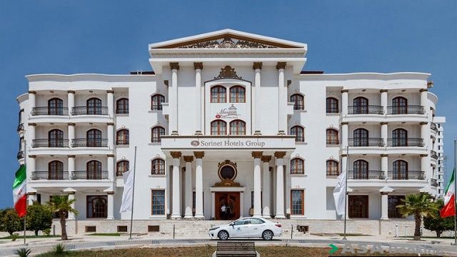 View of Surinet Maryam Hotel,