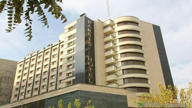 نمای ظاهری هتل پارسیس