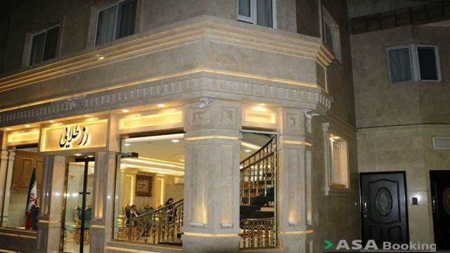 نمای ظاهری هتل رزطلایی