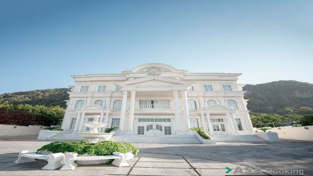 View of Grand Malek Hotel,