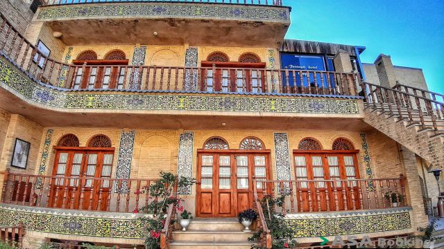اقامتگاه سنتی فروغ مهر شیراز فضای داخلی ا