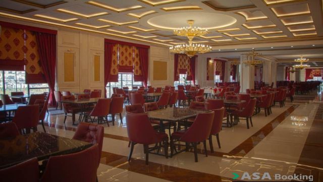 هتل بزرگ رز شیراز رستوران