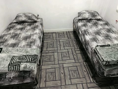 گلایل در نزدیکی جنگل گیسوم