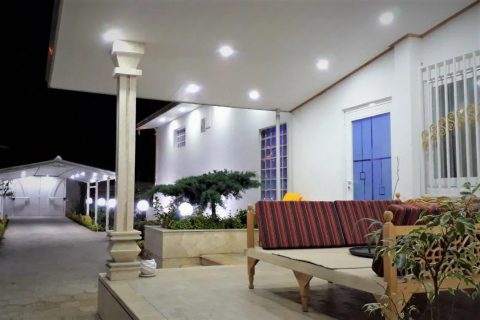 باغ ساحلی استخردار بهشت