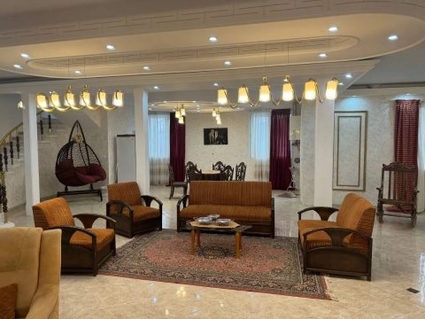 استخردار آبگرم عمارت مهدیان