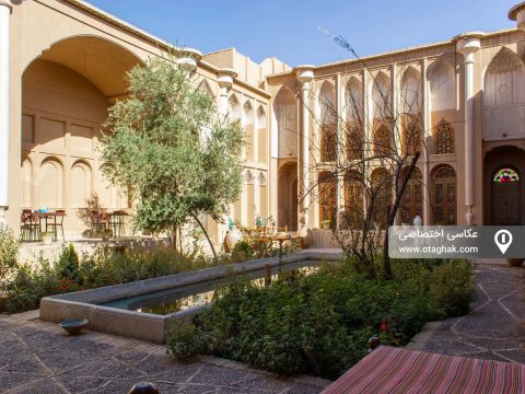 خانه سه نیک (کاوه)