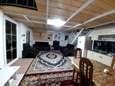 سوییسی چکو (۱) - پذیرایی