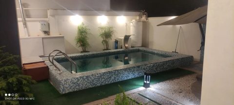 استخردار آبگرم قو سپید